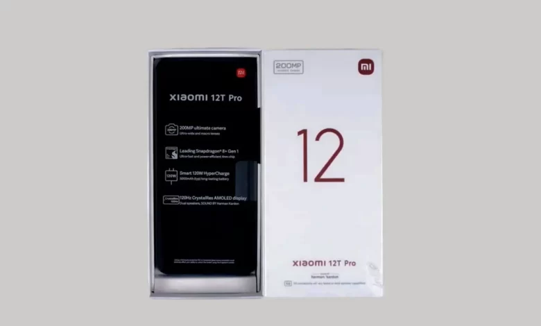 La caja del móvil Xiaomi 12T Pro es toda una referencia